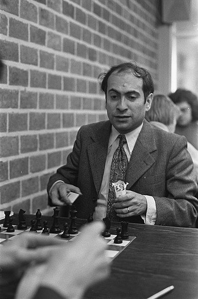 File:Mikhail Tal 1973.jpg