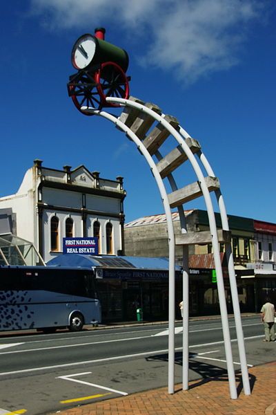 File:NZL-taumarunui-uhr.jpg