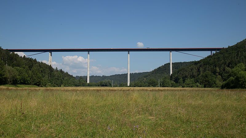 File:Neckartalbrücke Weitingen.jpg