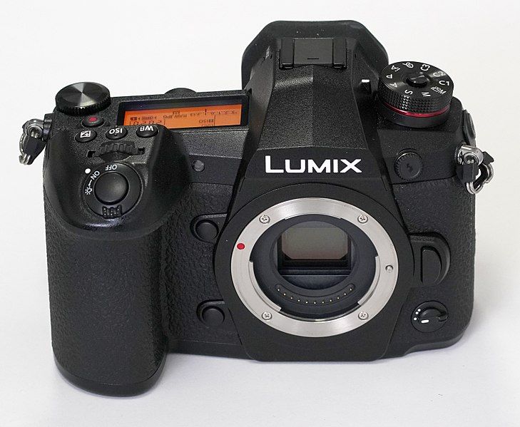 File:Panasonic.Lumix.DC-G9.jpg