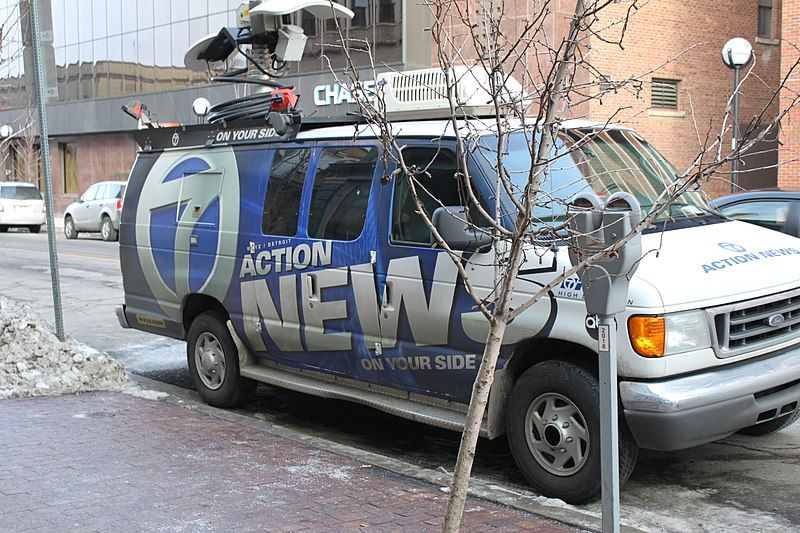 File:WXYZ Remote Van.JPG