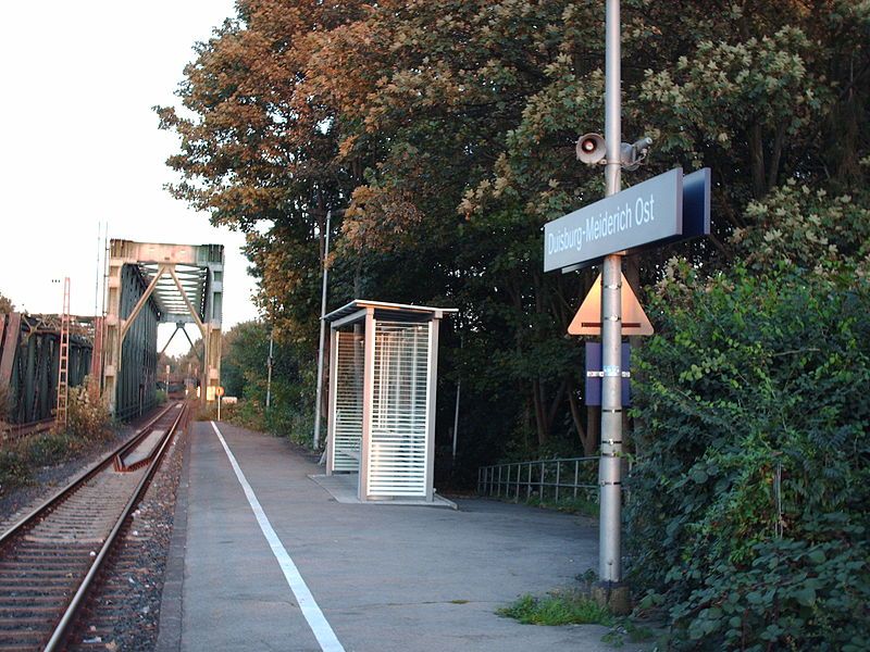 File:Bahnhof Duisburg-Meiderich Ost.jpg