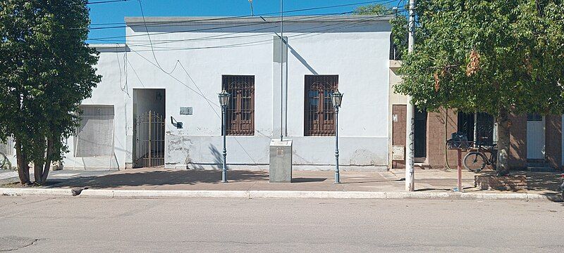 File:Biblioteca Popular Mitre.jpg