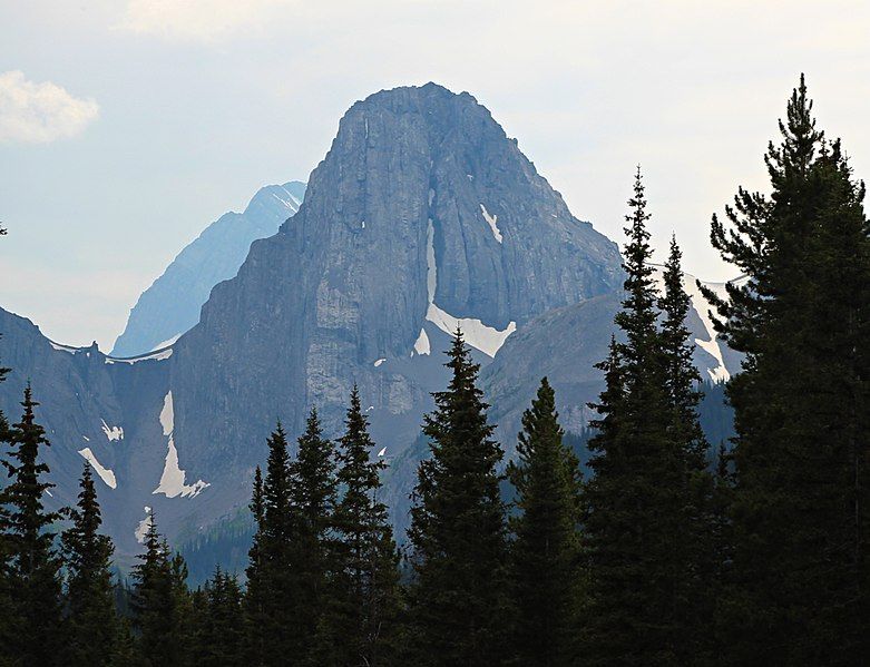 File:Commonwealth Peak.jpg