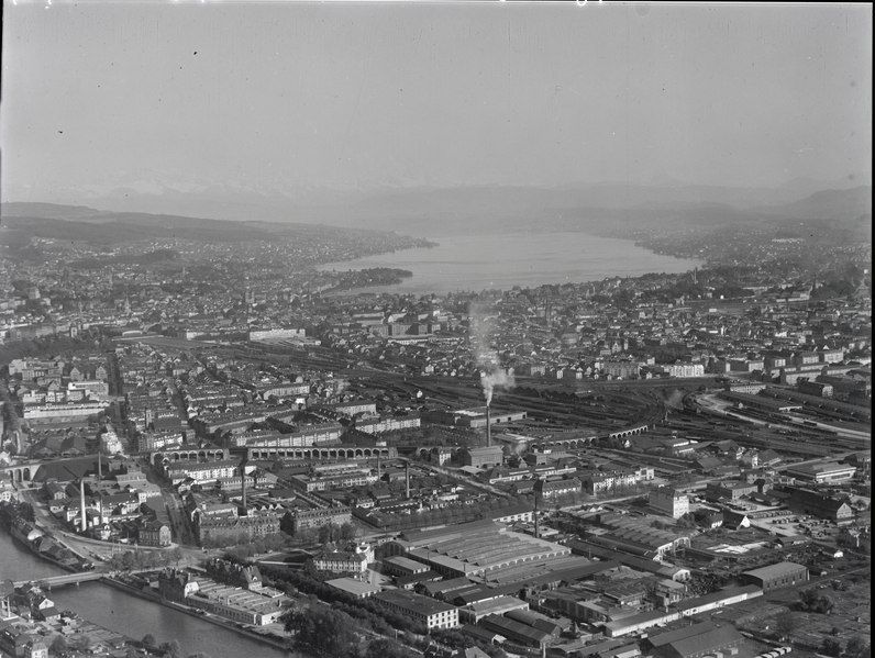 File:ETH-BIB-Zürich-Industriequartier, Zürichsee-Inlandflüge-LBS MH01-006740.tif