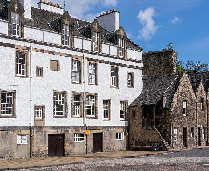 File:Edinburgh Abbey Strand-20110904-RM-131415.jpg