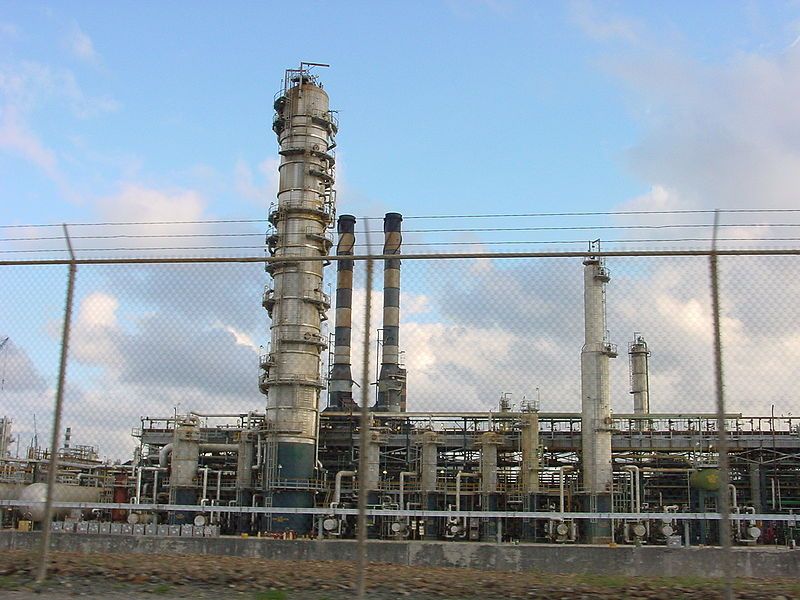 File:HOVENSA refinery-06.jpg