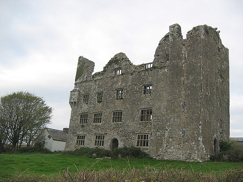 File:Image-Leamaneh castle.jpg