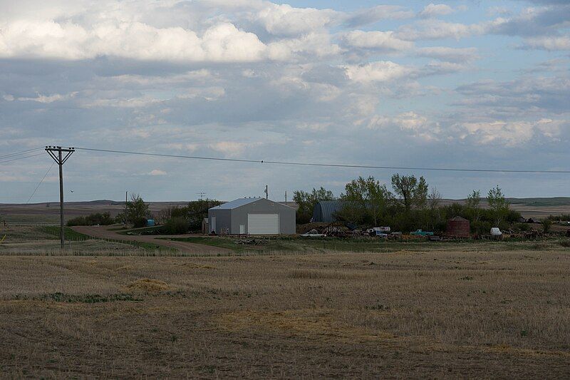 File:Instow, Saskatchewan (3636552124).jpg