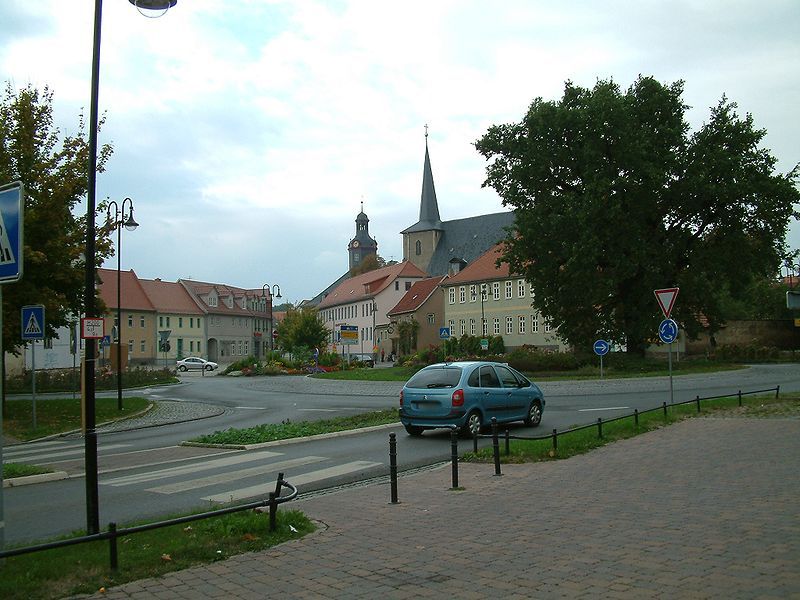 File:Koelleda Rossplatz 1.jpg