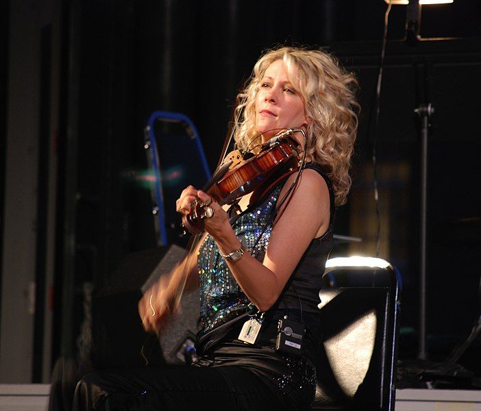 File:Natalie MacMaster 2007.jpg