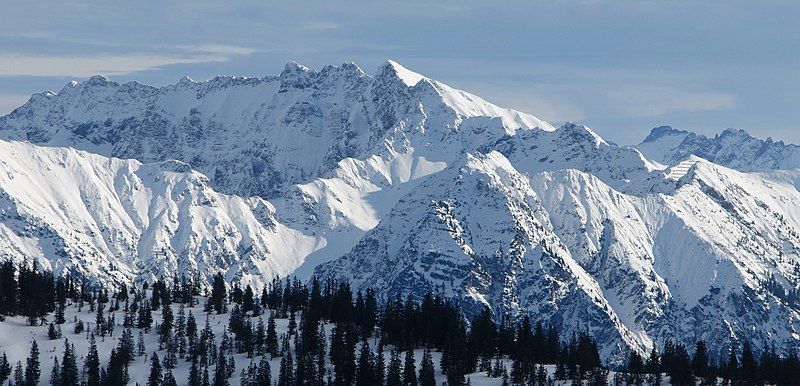 File:Nebelhorn-vom-riedberger-horn.jpg