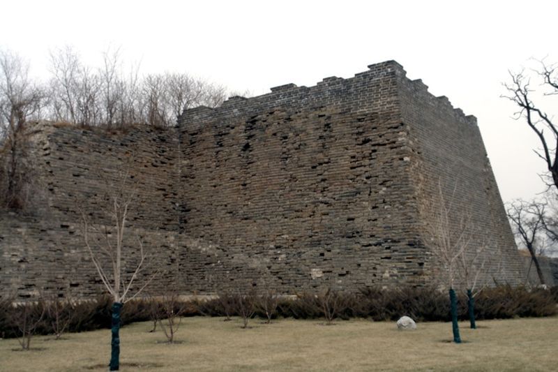 File:Old Beijing Walls.jpg