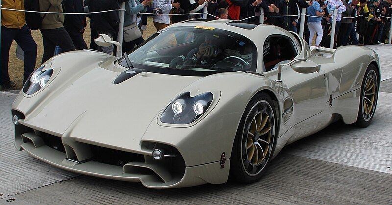 File:Pagani Utopia.jpg