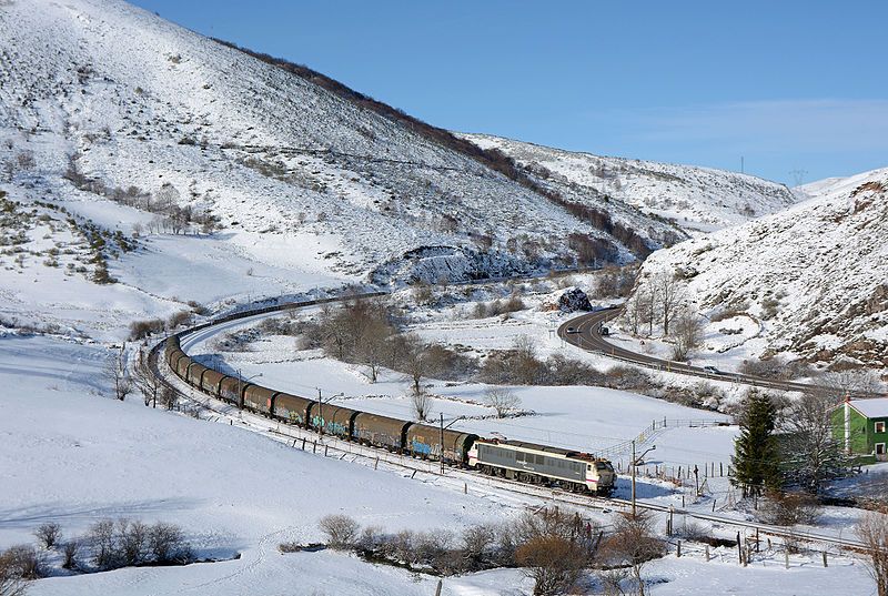 File:RENFE 251.020 (24914675495).jpg