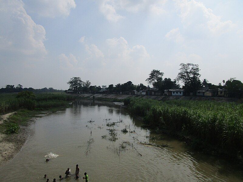 File:Shuk River.JPG