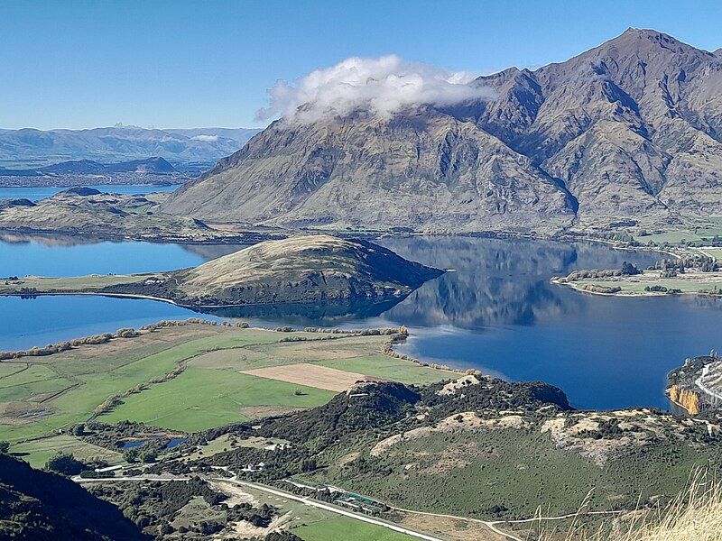 File:Wanaka Glendhu Bay.jpg