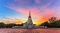 Phra Chedi Klang Nam (2)