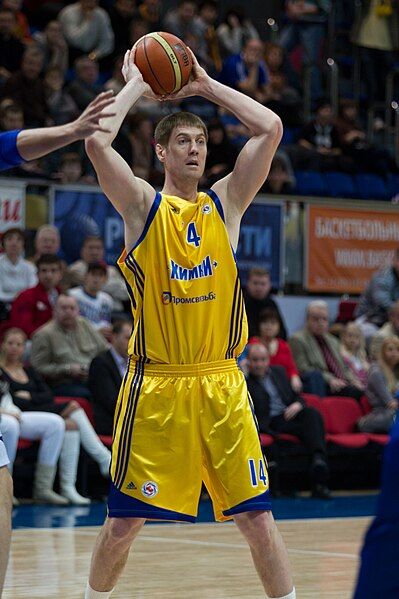 File:AlexeySavrasenkoBCKhimki.jpg