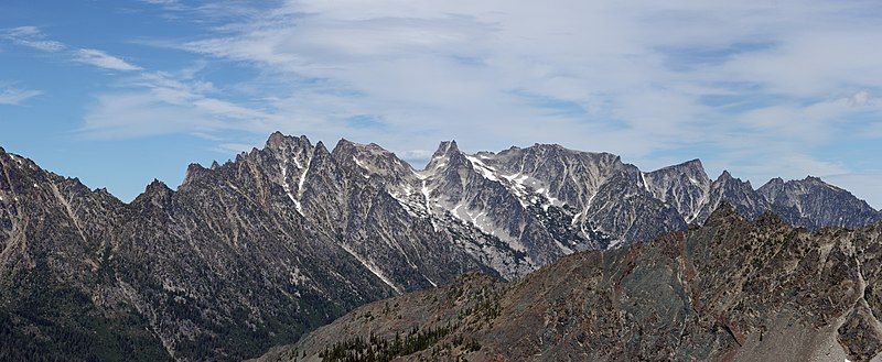 File:Argonaut Peak 7818p.JPG