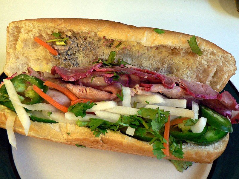 File:Bánh mì.jpg