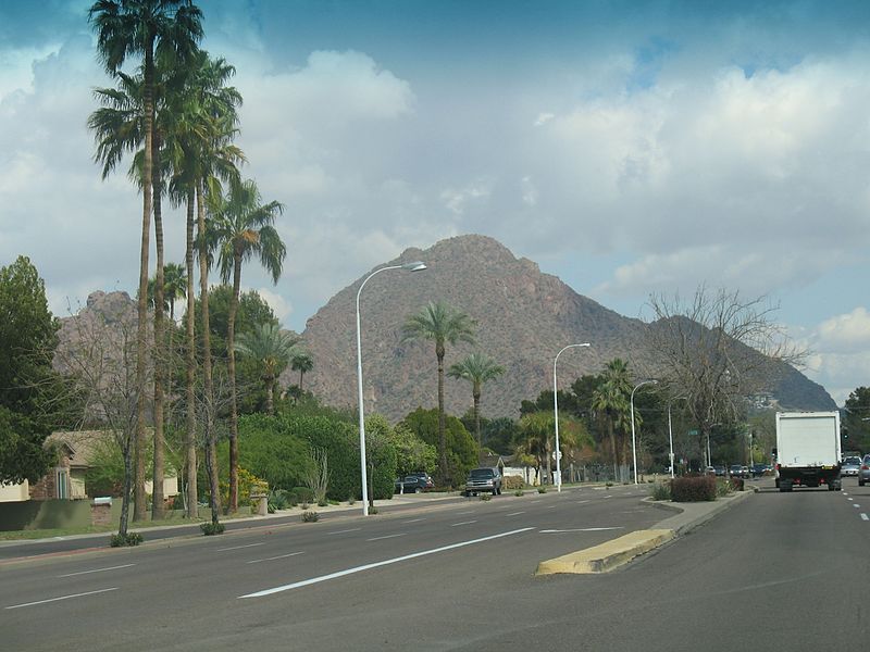 File:Camelback1107.JPG