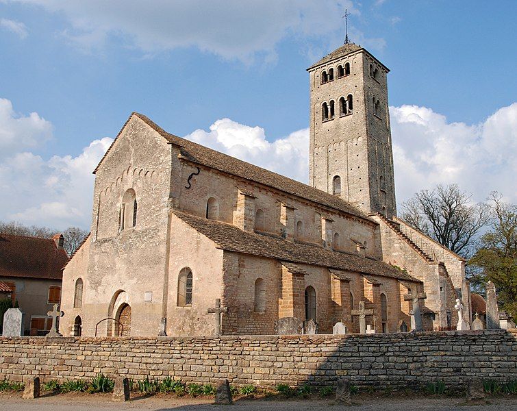 File:Church in Chapaize.JPG