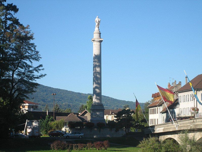 File:Colonne Charles Félix.jpg