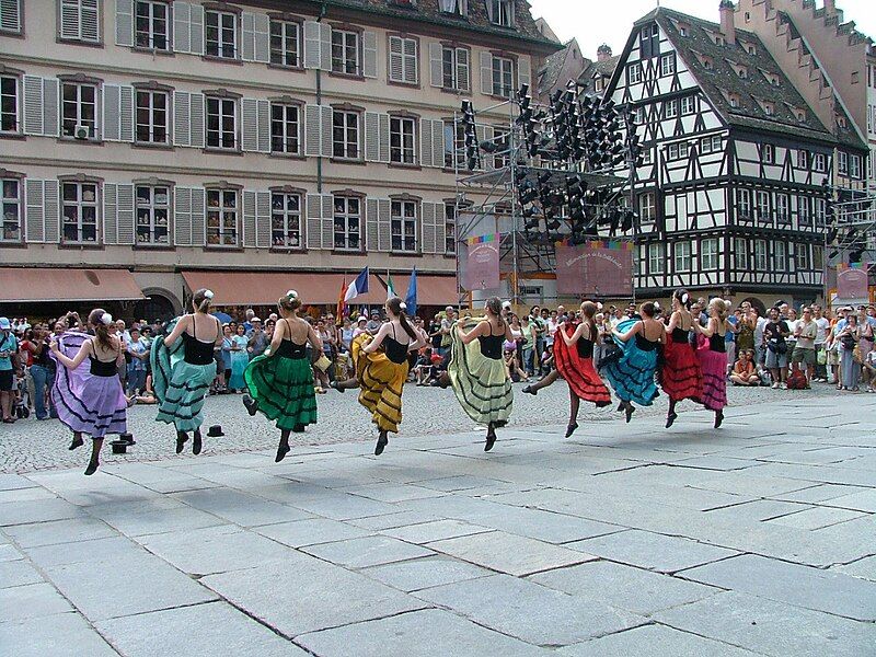 File:Dance Kaleidoscope Strasbourg.jpg