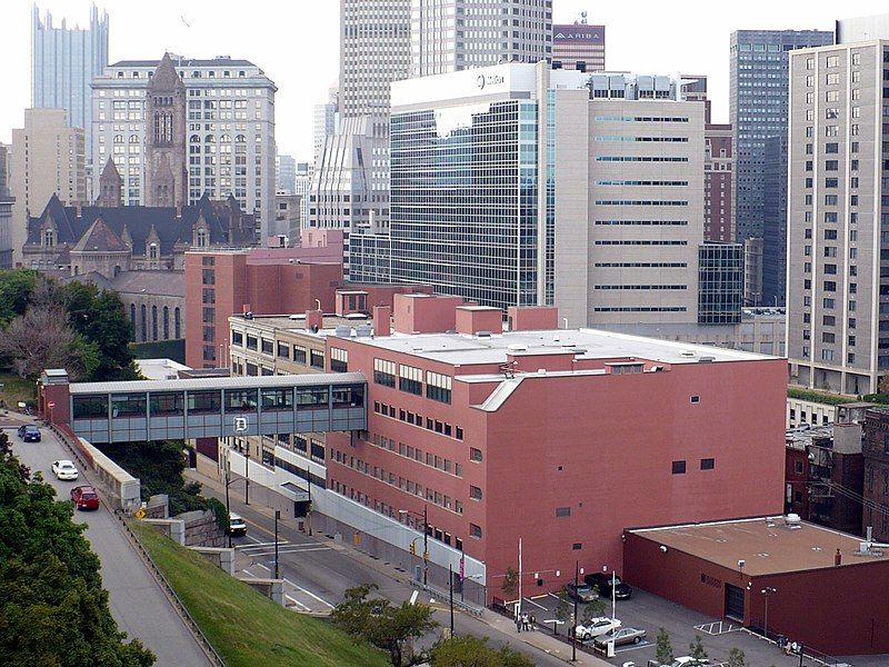 File:DuquesneFisherHall.JPG