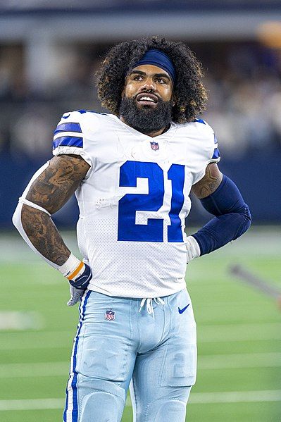 File:Ezekiel Elliott (51786504646).jpg