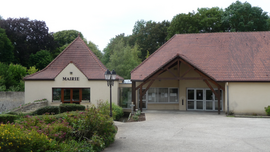 The town hall in Gaillon-sur-Montcient