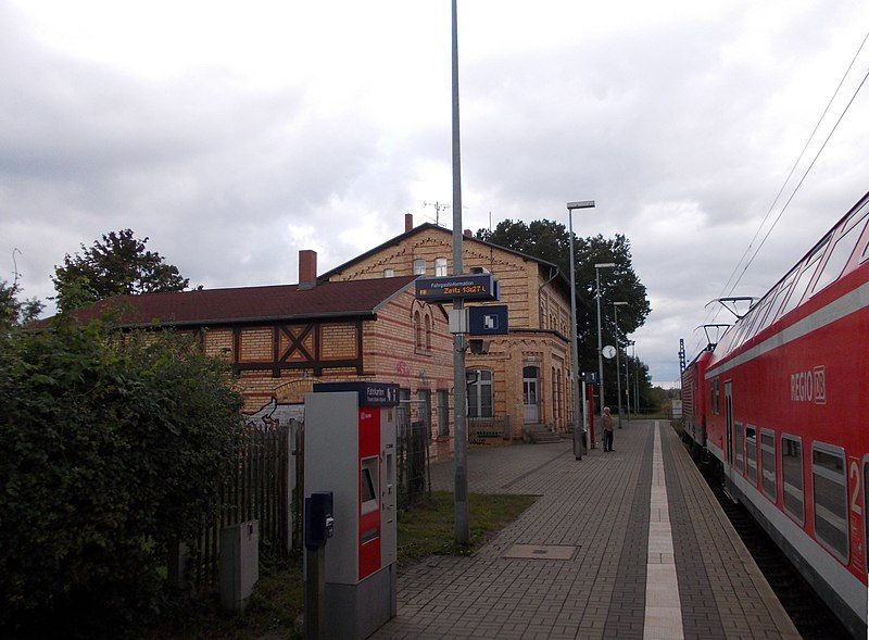 File:Halle-TrothaBf1.JPG