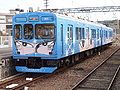 Iga Railway 200 series 2-car set 201 in December 2009, with original Tokyu cab and offset gangway door