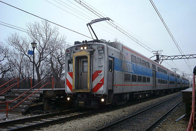 File:Metra Electric train.jpg