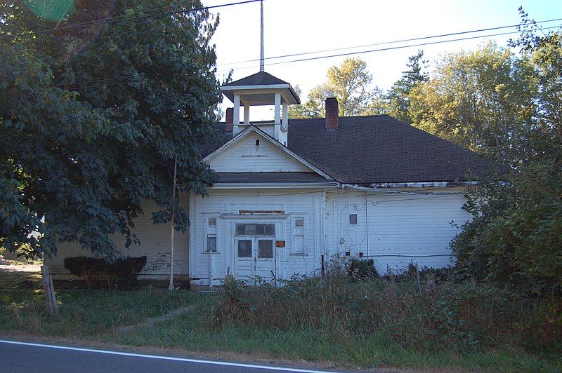 File:Nisqually School.JPG