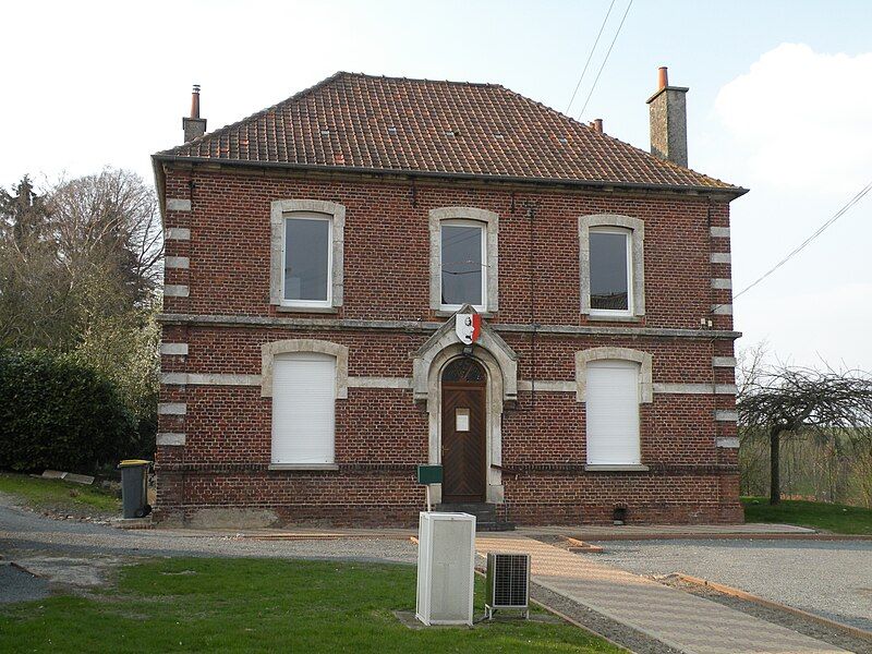 File:Ourton - mairie.jpg