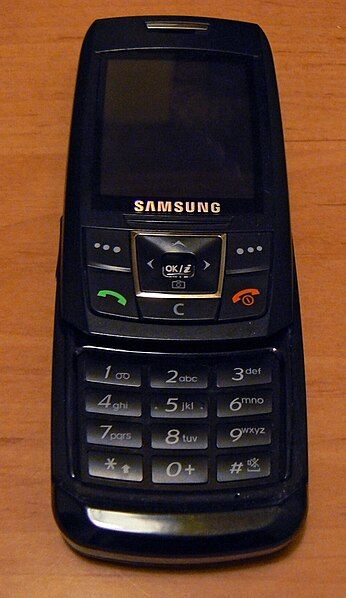 File:SamsungE250.JPG