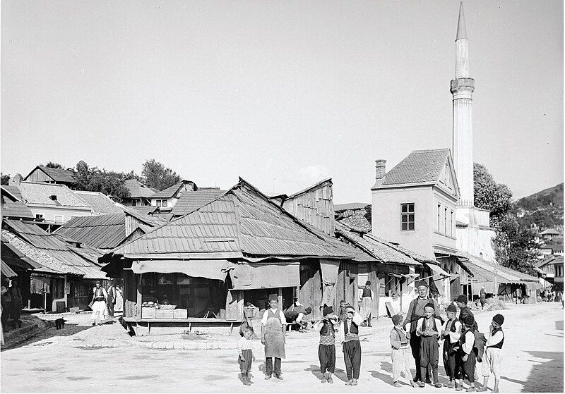 File:Sarajevo carsija, 1892.jpg