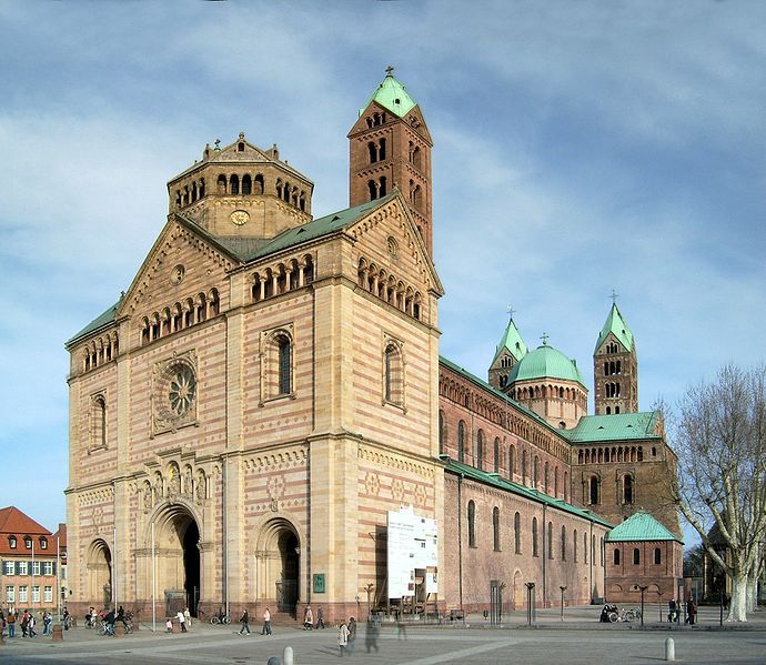 File:Speyer Dom pano.jpg