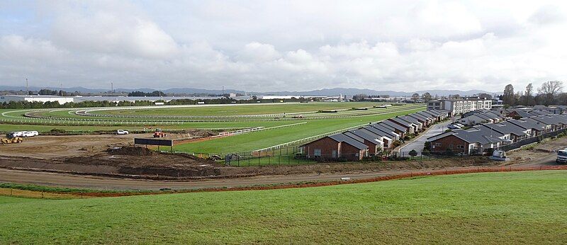 File:Te Rapa racecourse.jpg