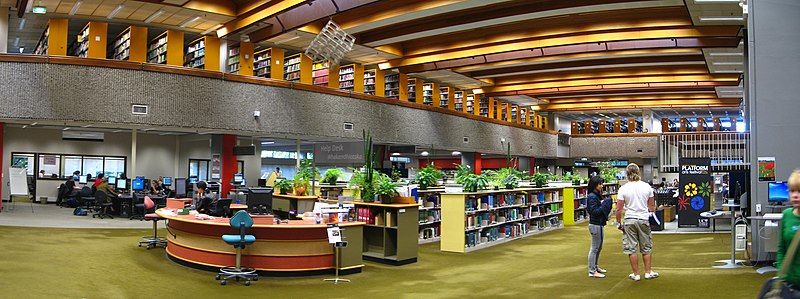 File:UC CentralLibrary04 gobeirne.jpg