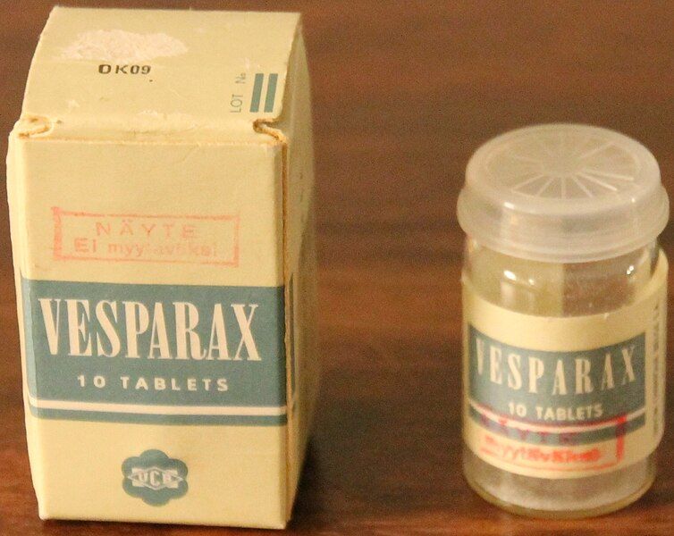 File:Vesparax.jpg