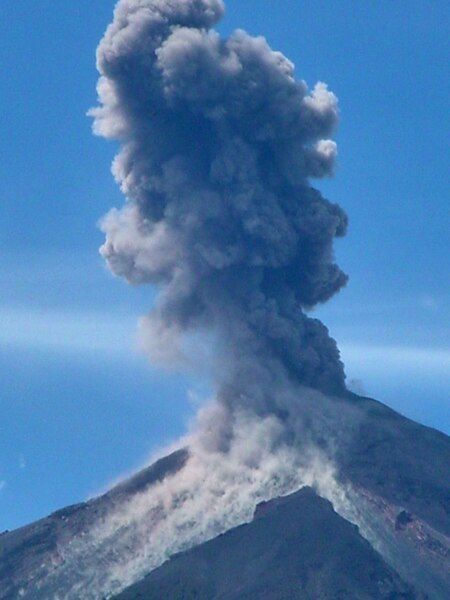 File:Volcan-Santiaguito-Quetzaltenango-Guatemala.jpg