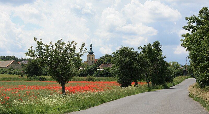 File:Vrbno nad Lesy.jpg