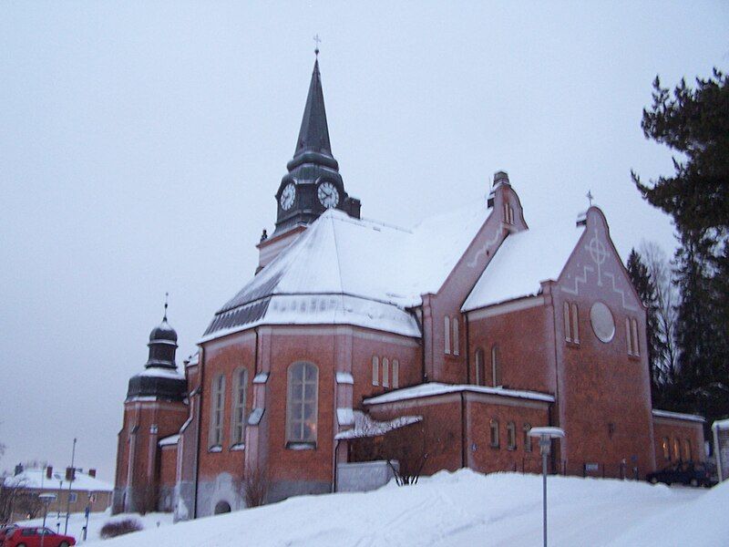 File:Örnsköldsviks kyrka2.jpg