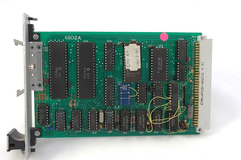 File:Acorn-System-5-6502-CPU-Board.jpg