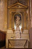 Left side altar inside the Église du Saint-Esprit in Aix-en-Provence