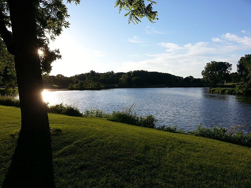 File:Bassett Creek Park.jpg