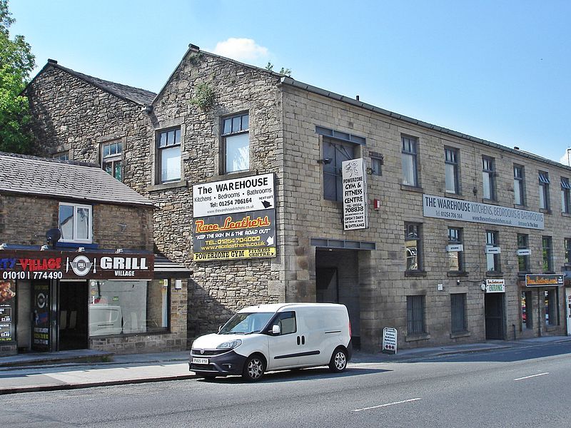 File:Britannia Mill, Darwen.jpg